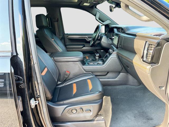 Photo of 2024 Onyx Black GMC Sierra 1500