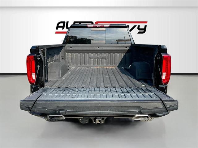 Photo of 2024 Onyx Black GMC Sierra 1500
