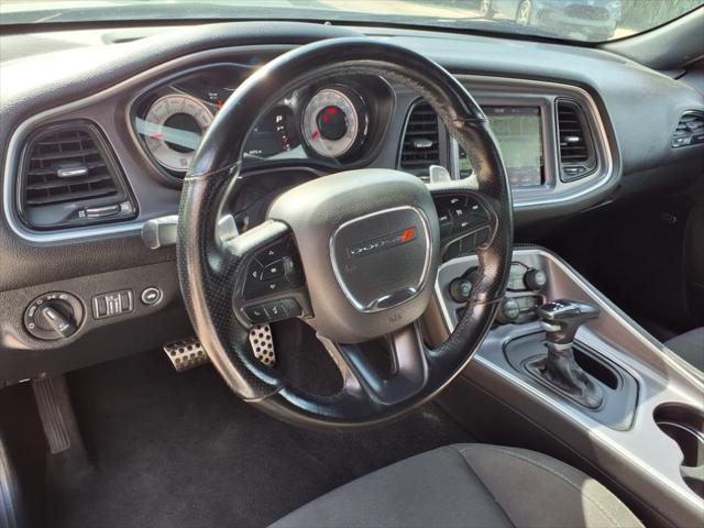 Photo of 2019 White Knuckle Clearcoat Dodge Challenger