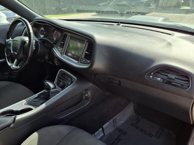 Photo of 2019 White Knuckle Clearcoat Dodge Challenger