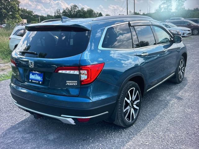 Photo of 2021 Blue Honda Pilot