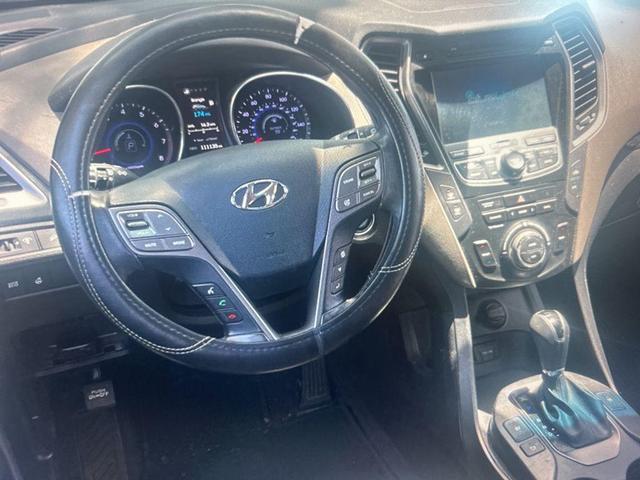 Photo of 2015 Mineral Gray Hyundai Santa Fe Sport