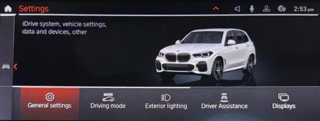 Photo of 2019 Mineral White Metallic BMW X5