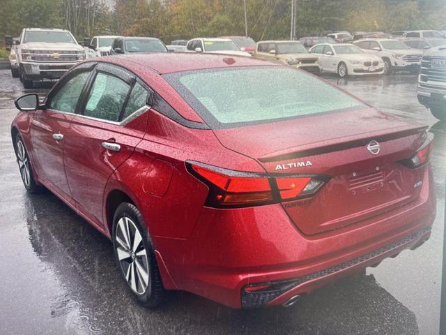 Photo of 2020 Scarlet Ember Tintcoat Nissan Altima