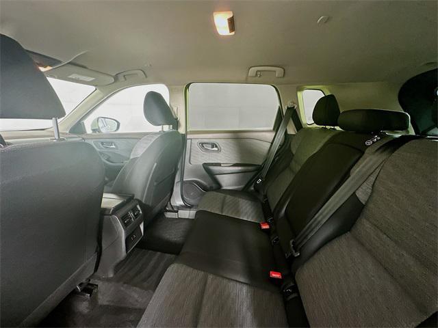 Photo of 2023 Brilliant Silver Metallic Nissan Rogue