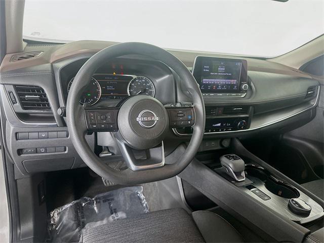 Photo of 2023 Brilliant Silver Metallic Nissan Rogue