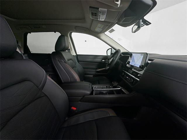 Photo of 2025 Gun Metallic Nissan Pathfinder