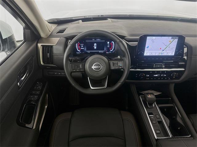 Photo of 2025 Gun Metallic Nissan Pathfinder