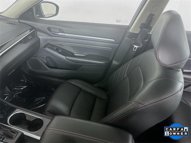 Photo of 2023 Super Black Nissan Altima