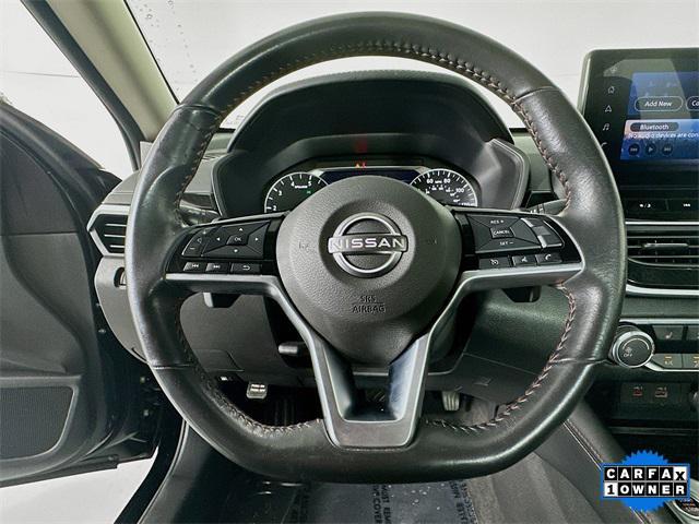 Photo of 2023 Super Black Nissan Altima