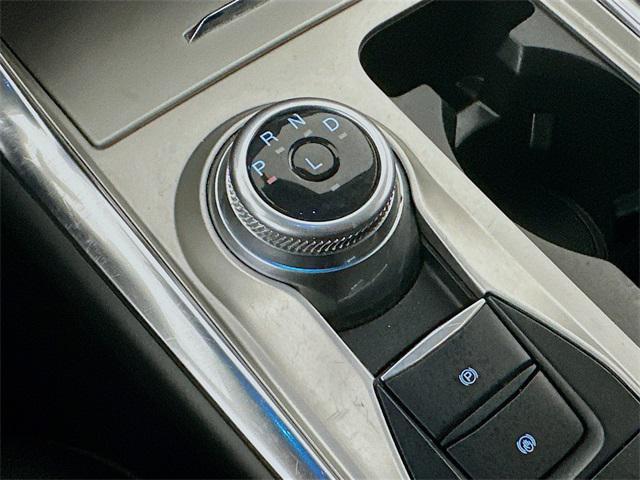 Photo of 2022 Silver Metallic Ford Explorer