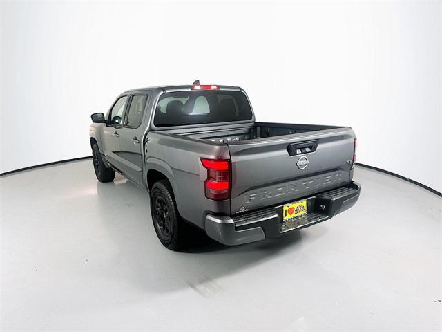 Photo of 2024 Gun Metallic Nissan Frontier