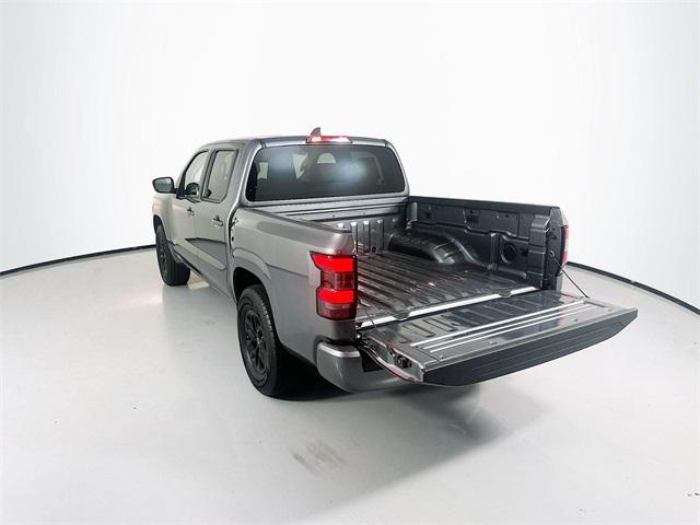 Photo of 2024 Gun Metallic Nissan Frontier