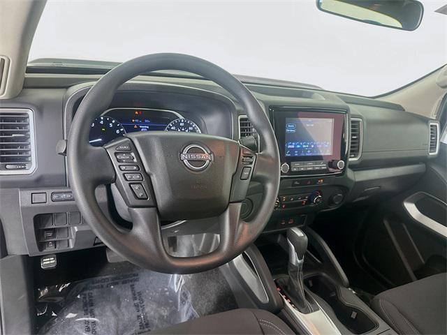 Photo of 2024 Gun Metallic Nissan Frontier