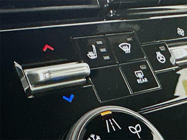 Photo of 2026 Super Black Nissan Armada