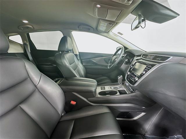 Photo of 2024 Pearl White Tricoat Nissan Murano