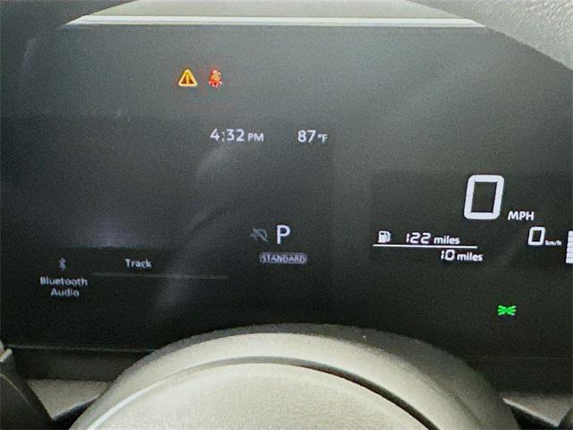 Photo of 2026 Super Black Nissan Kicks