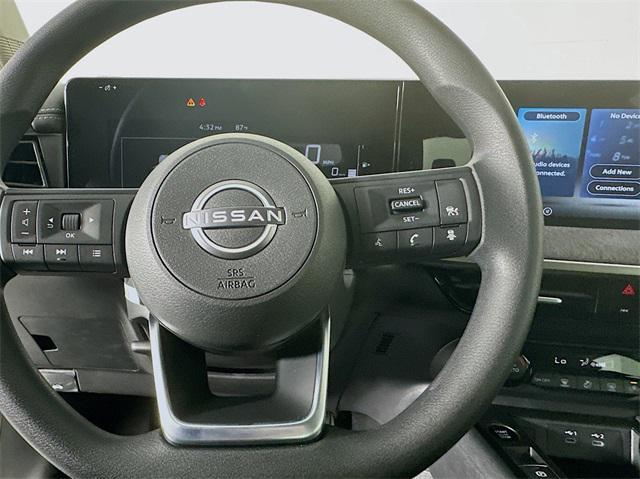 Photo of 2026 Super Black Nissan Kicks