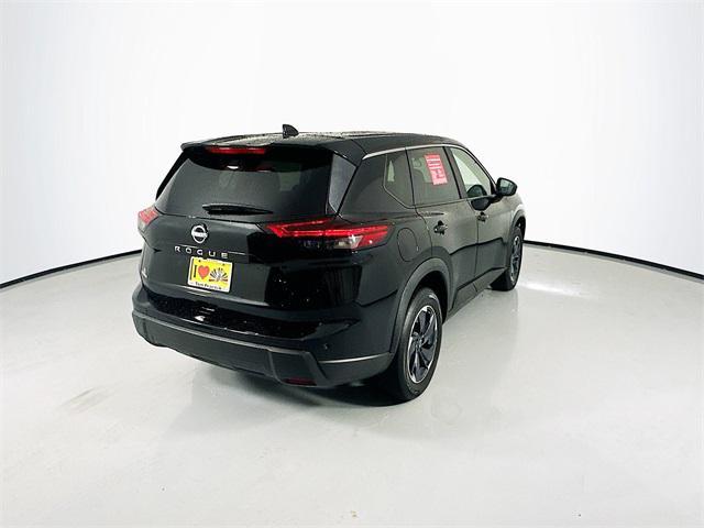 Photo of 2024 Super Black Nissan Rogue