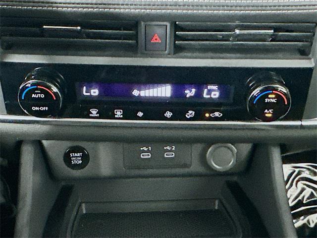 Photo of 2024 Gun Metallic Nissan Rogue