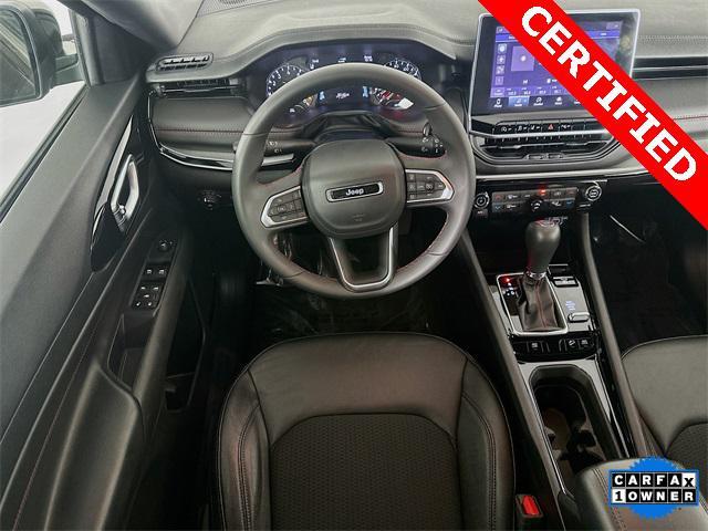 Photo of 2024 Diamond Black Crystal Pearlcoat Jeep Compass