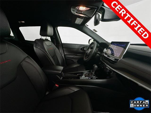 Photo of 2024 Diamond Black Crystal Pearlcoat Jeep Compass