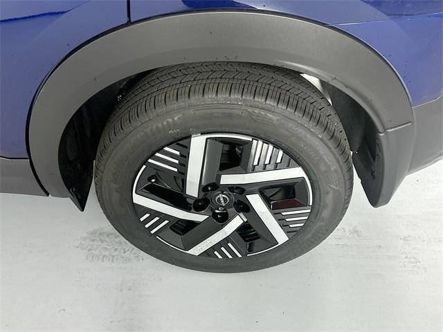 Photo of 2026 Deep Blue Pearl Nissan Kicks