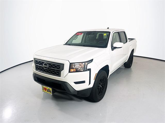Photo of 2024 Glacier White Nissan Frontier