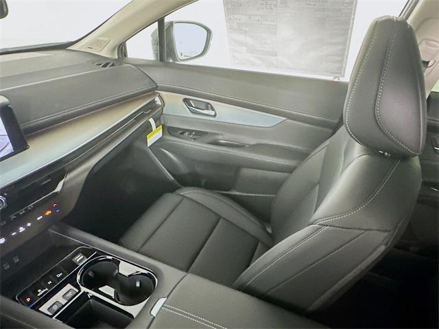 Photo of 2025 Everest White Pearl Tricoat Nissan Murano