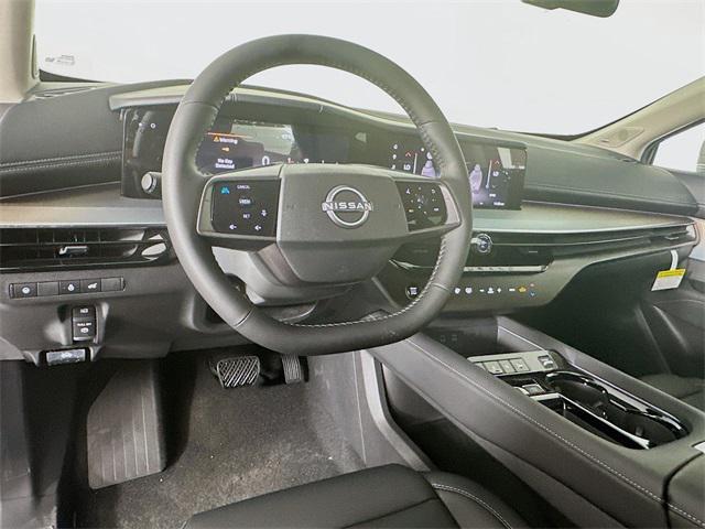Photo of 2025 Everest White Pearl Tricoat Nissan Murano