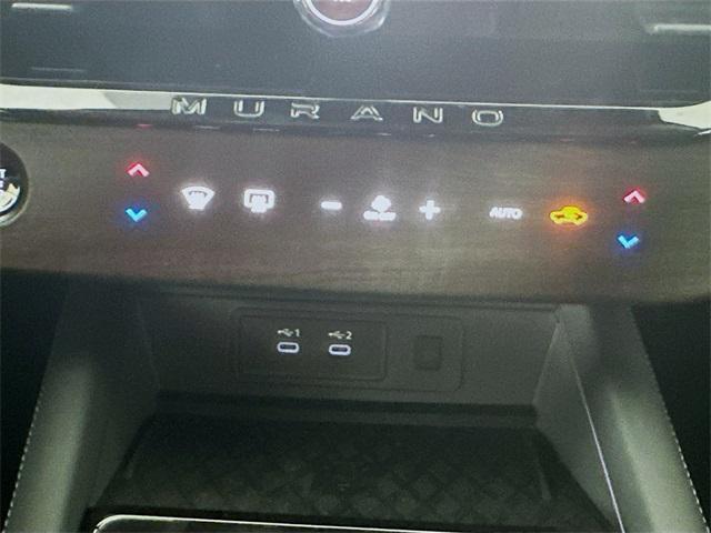 Photo of 2025 Everest White Pearl Tricoat Nissan Murano