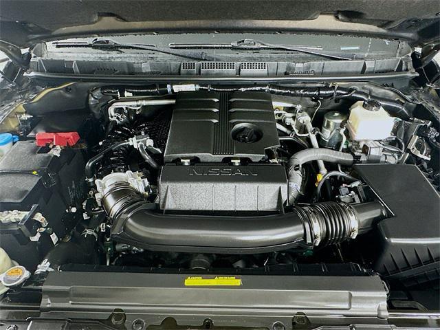 Photo of 2024 Super Black Nissan Frontier