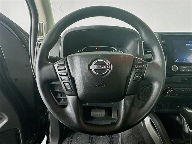 Photo of 2024 Super Black Nissan Frontier