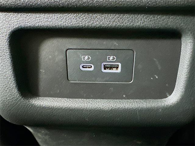 Photo of 2024 Super Black Nissan Pathfinder
