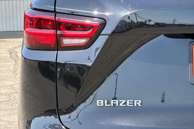 Photo of 2023 Black Chevrolet Blazer