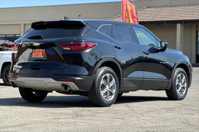 Photo of 2023 Black Chevrolet Blazer