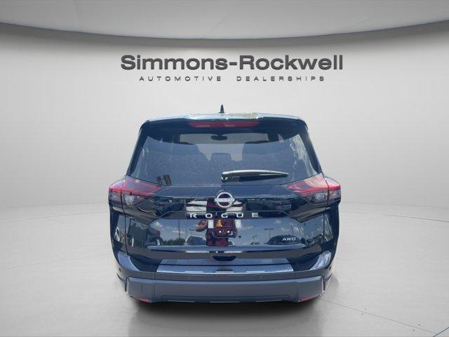 Photo of 2025 Black Nissan Rogue