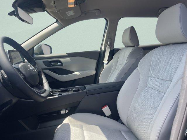 Photo of 2025 Black Nissan Rogue