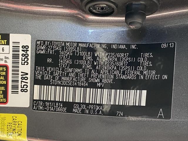 Photo of 2014 Predawn Gray Mica Toyota Sienna