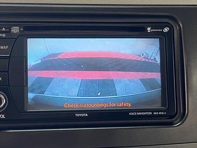 Photo of 2014 Predawn Gray Mica Toyota Sienna