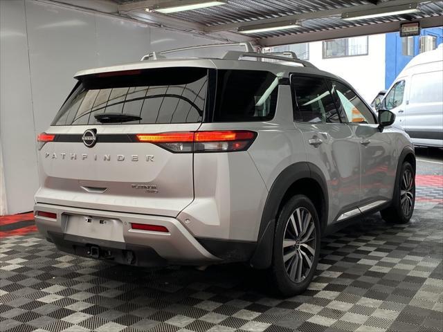 Photo of 2022 Brilliant Silver Metallic Nissan Pathfinder