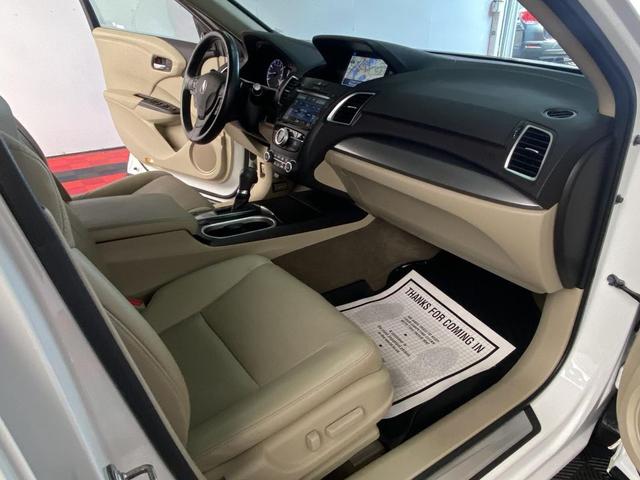 Photo of 2016 White Diamond Pearl Acura RDX