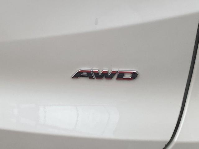 Photo of 2016 White Diamond Pearl Acura RDX