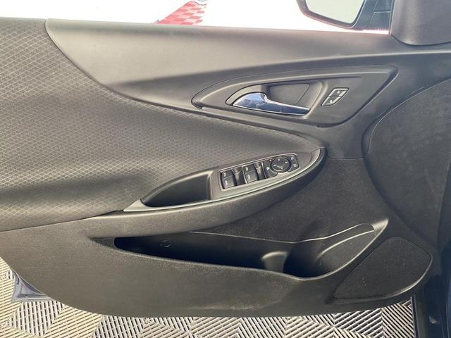 Photo of 2022 Northsky Blue Metallic Chevrolet Malibu