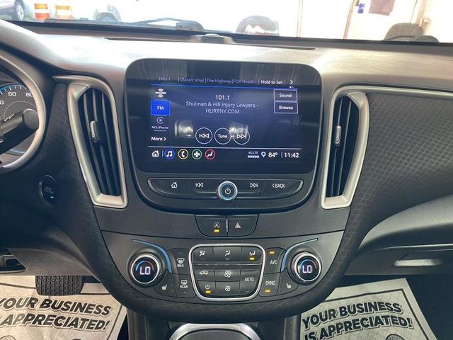 Photo of 2022 Northsky Blue Metallic Chevrolet Malibu