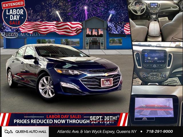 Photo of 2022 Northsky Blue Metallic Chevrolet Malibu