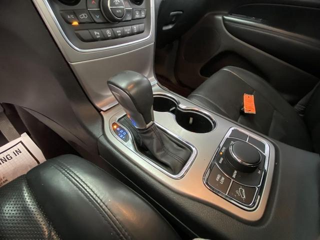 Photo of 2018 Bright White Clearcoat Jeep Grand Cherokee