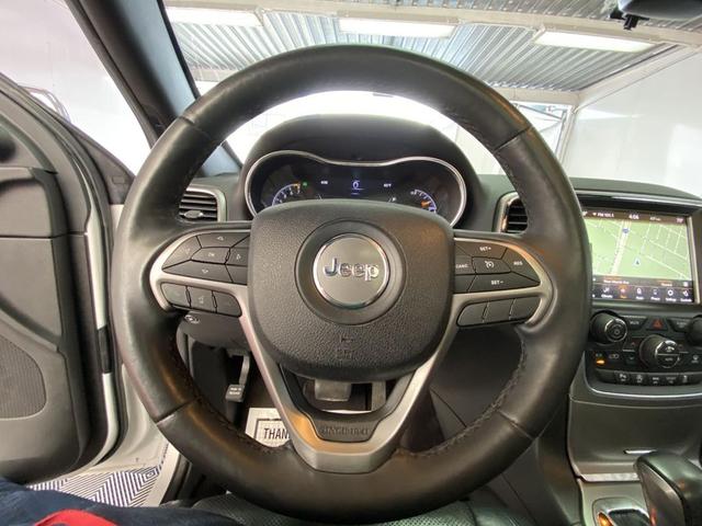 Photo of 2018 Bright White Clearcoat Jeep Grand Cherokee