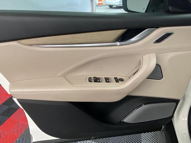 Photo of 2018 Bianco Maserati Levante
