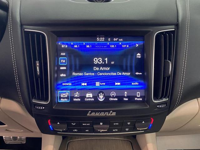 Photo of 2018 Bianco Maserati Levante